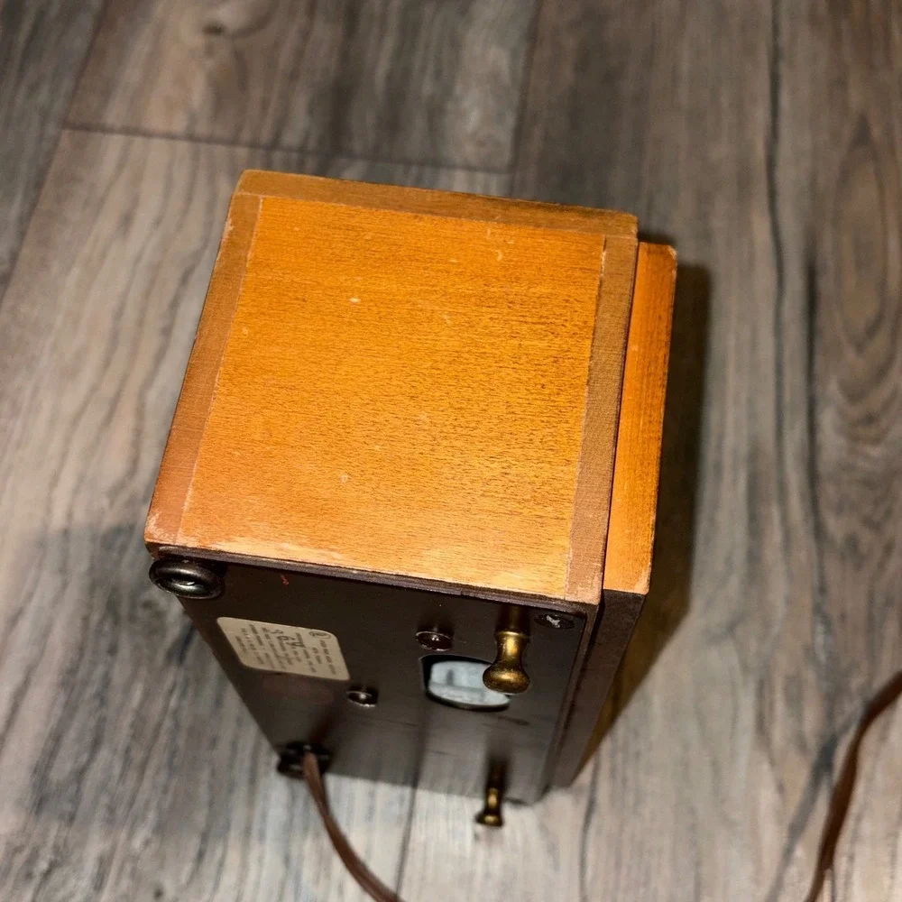 MCM Seth Thomas Speed Read Electric Flip Clock Wood Case Vintage Not Working